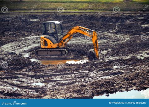 mini excavator cleaning pond|pond cleaning with clay bottom.